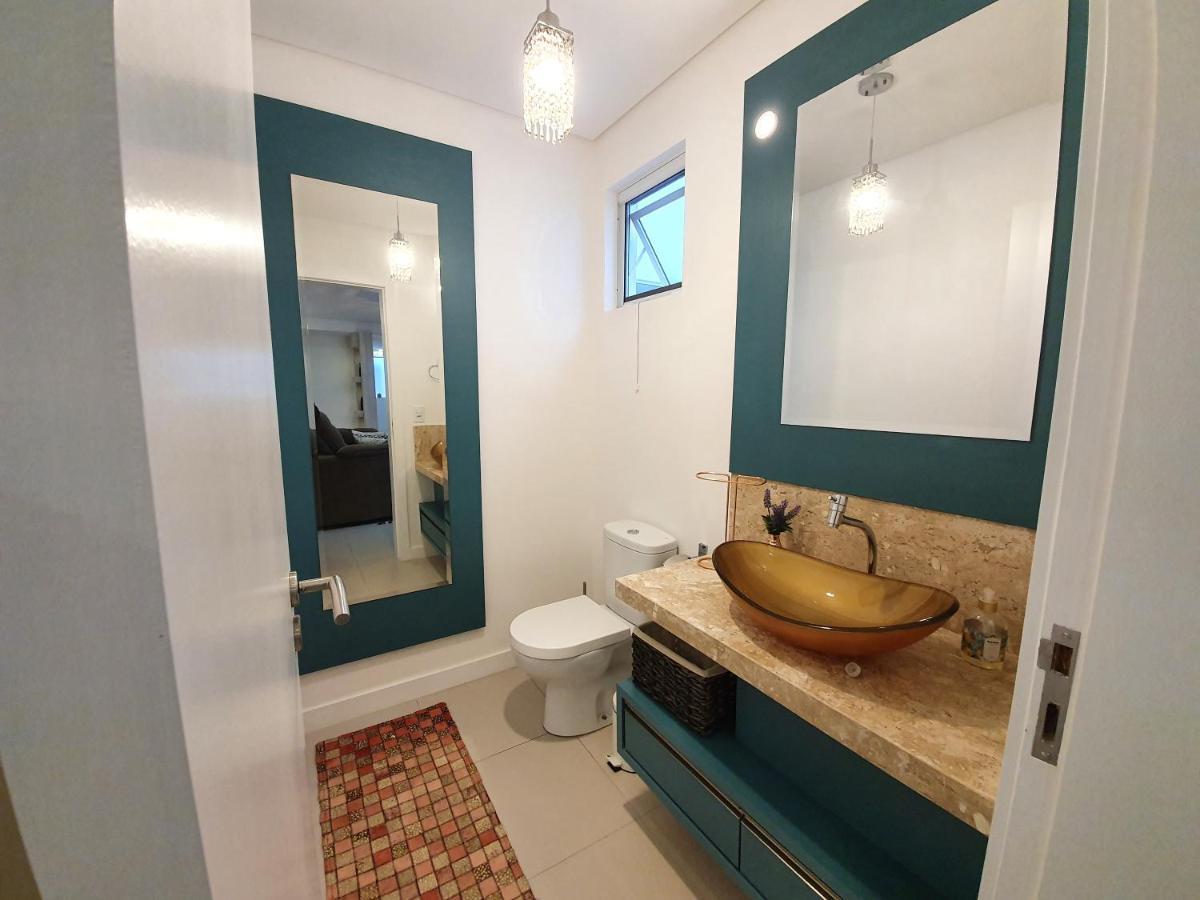 Apartamento Luxuoso à 200 M Da Em Florianópolis-sc Florianópolis