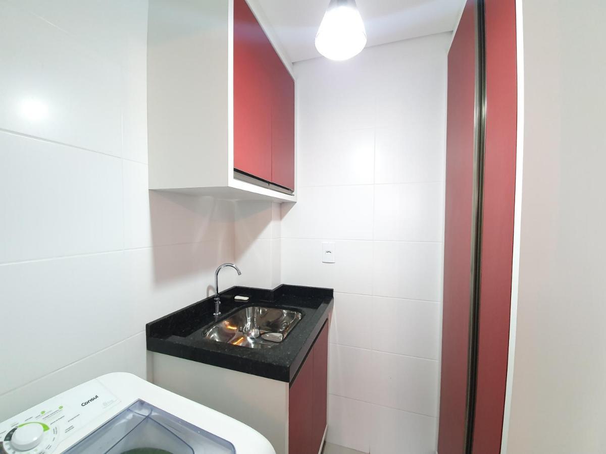 Apartamento Luxuoso à 200 M Da Em Florianópolis-sc